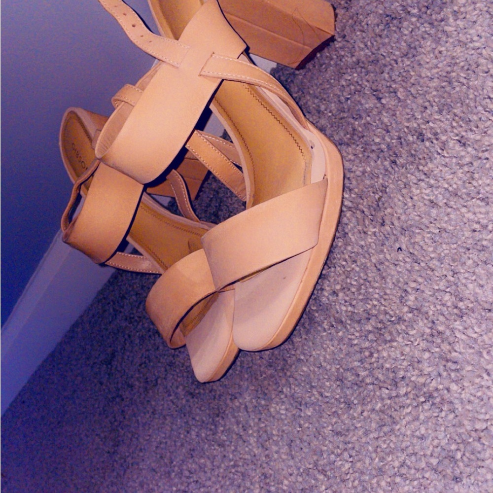 Elegant Tan Women's Sandals